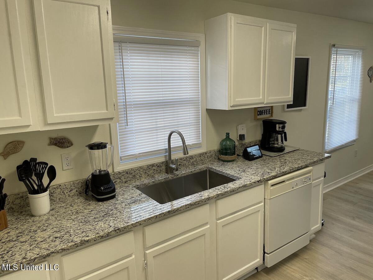 826 Township Road Property Photo 8