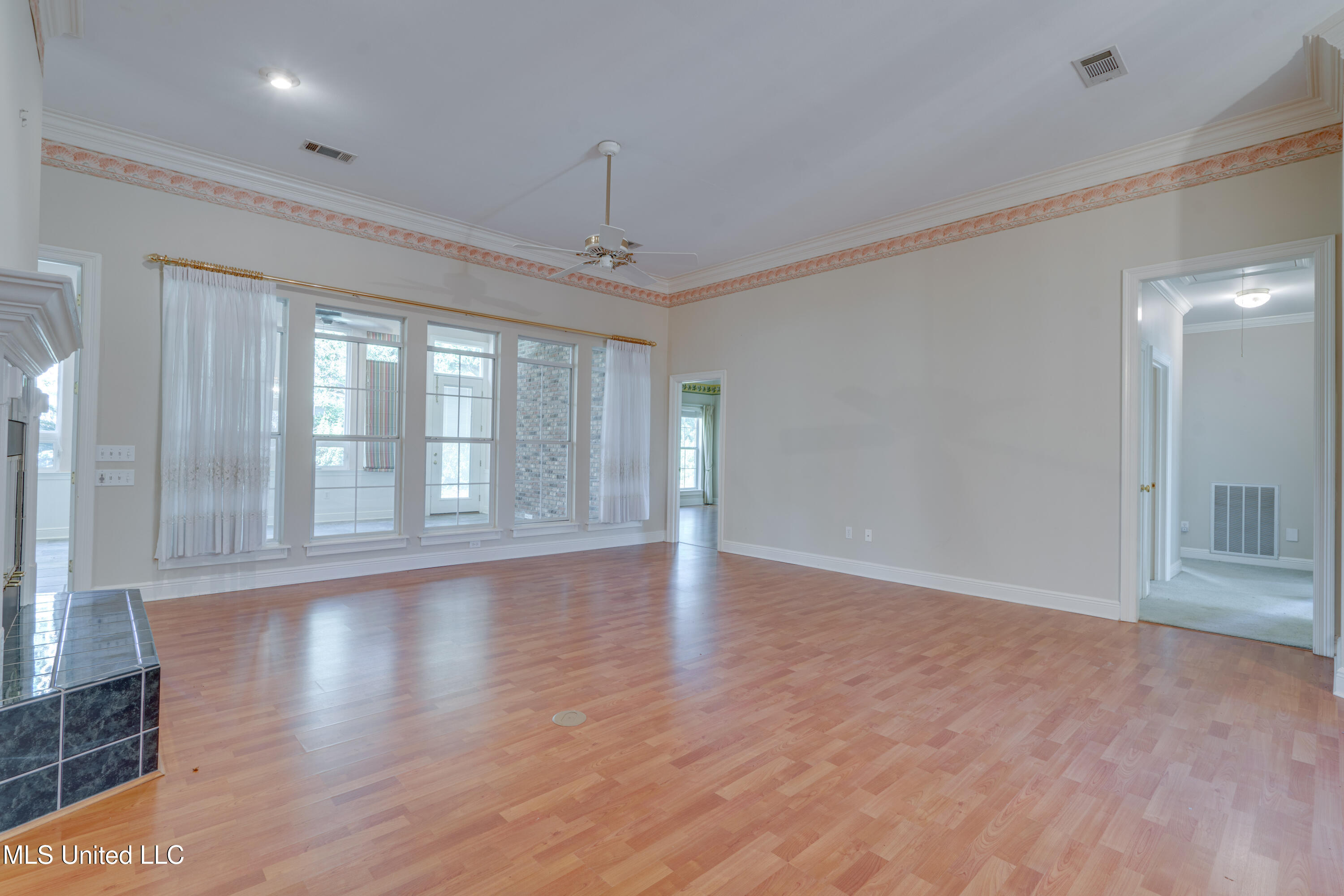 7730 Manini Way Property Photo 12