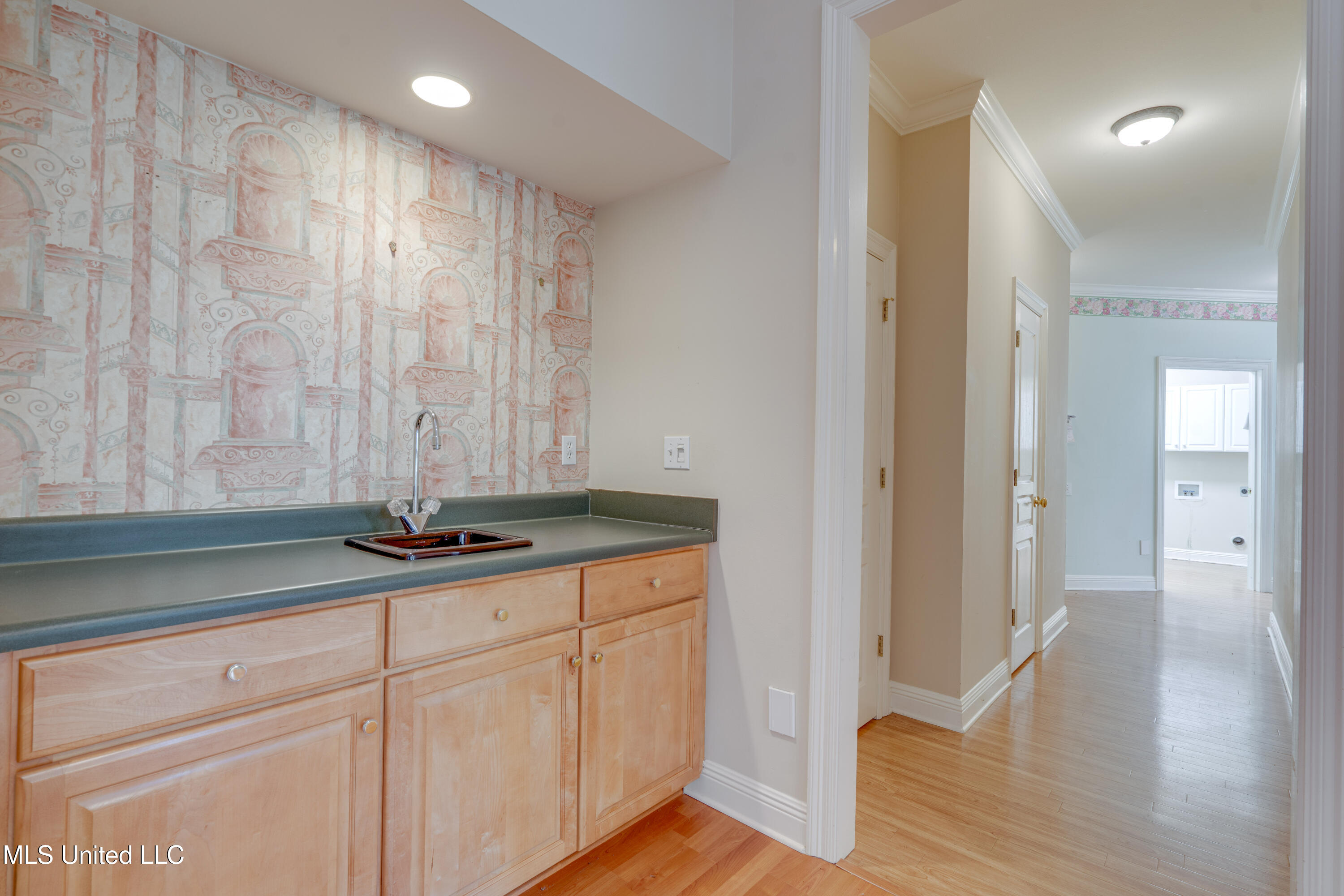 7730 Manini Way Property Photo 13