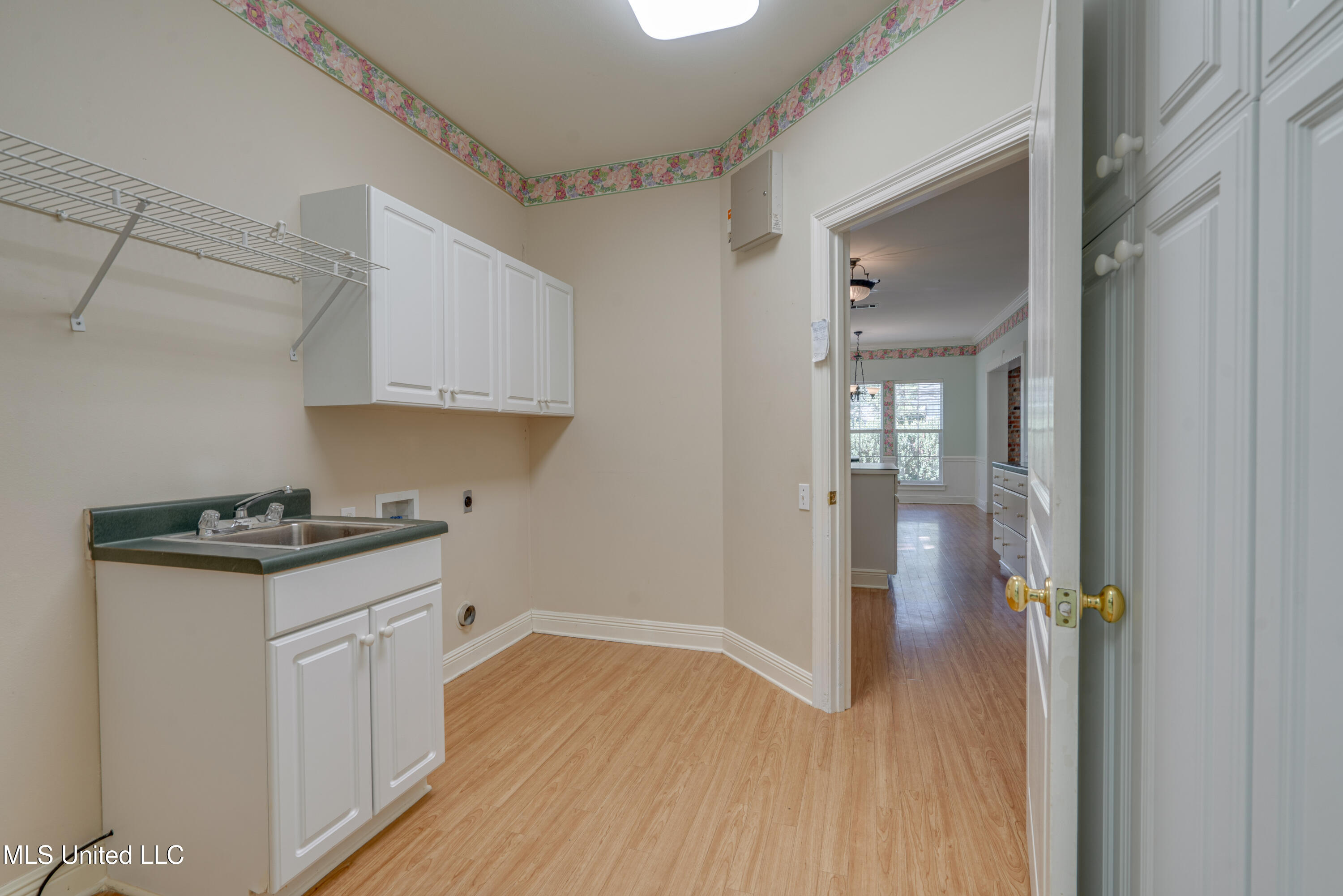 7730 Manini Way Property Photo 24