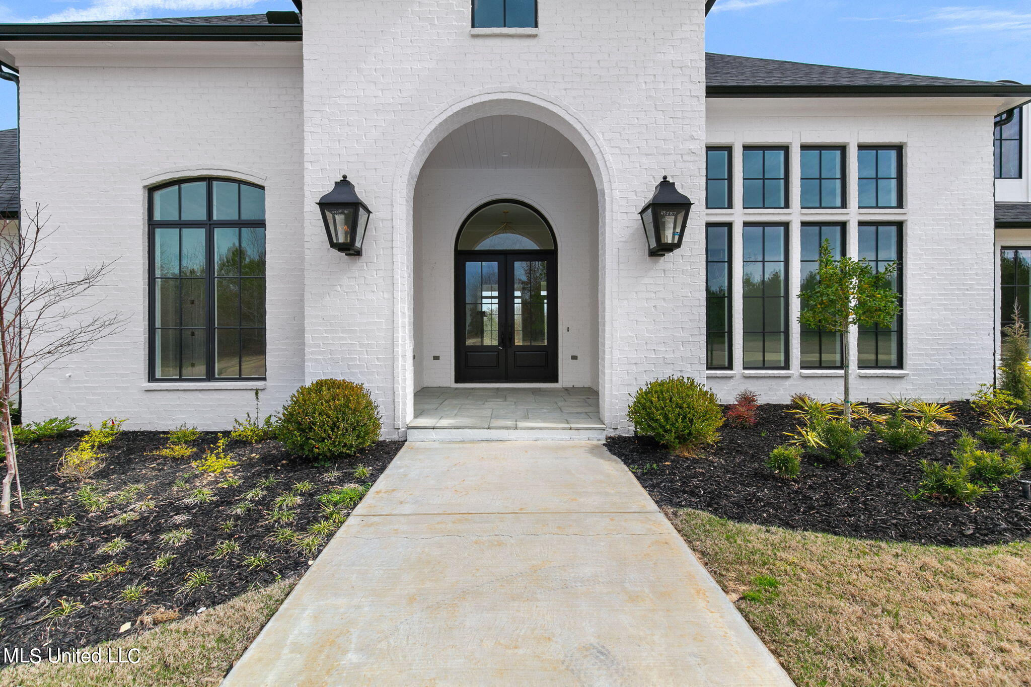 54 Windermere Boulevard Property Photo 9