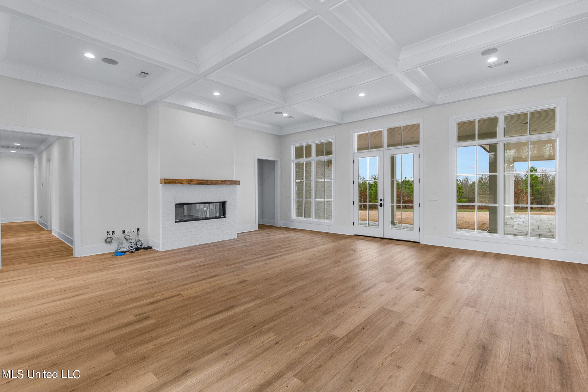 54 Windermere Boulevard Property Photo 11