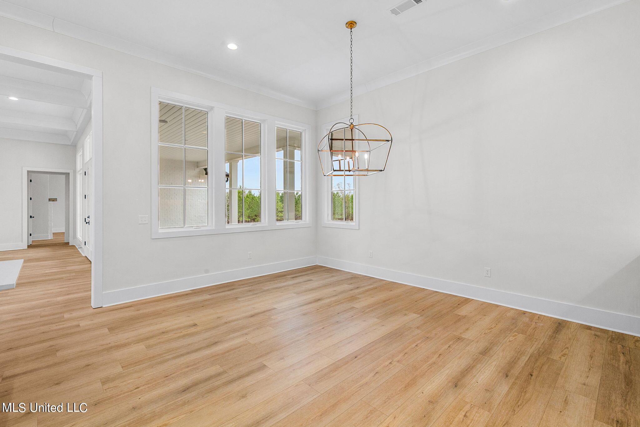 54 Windermere Boulevard Property Photo 34