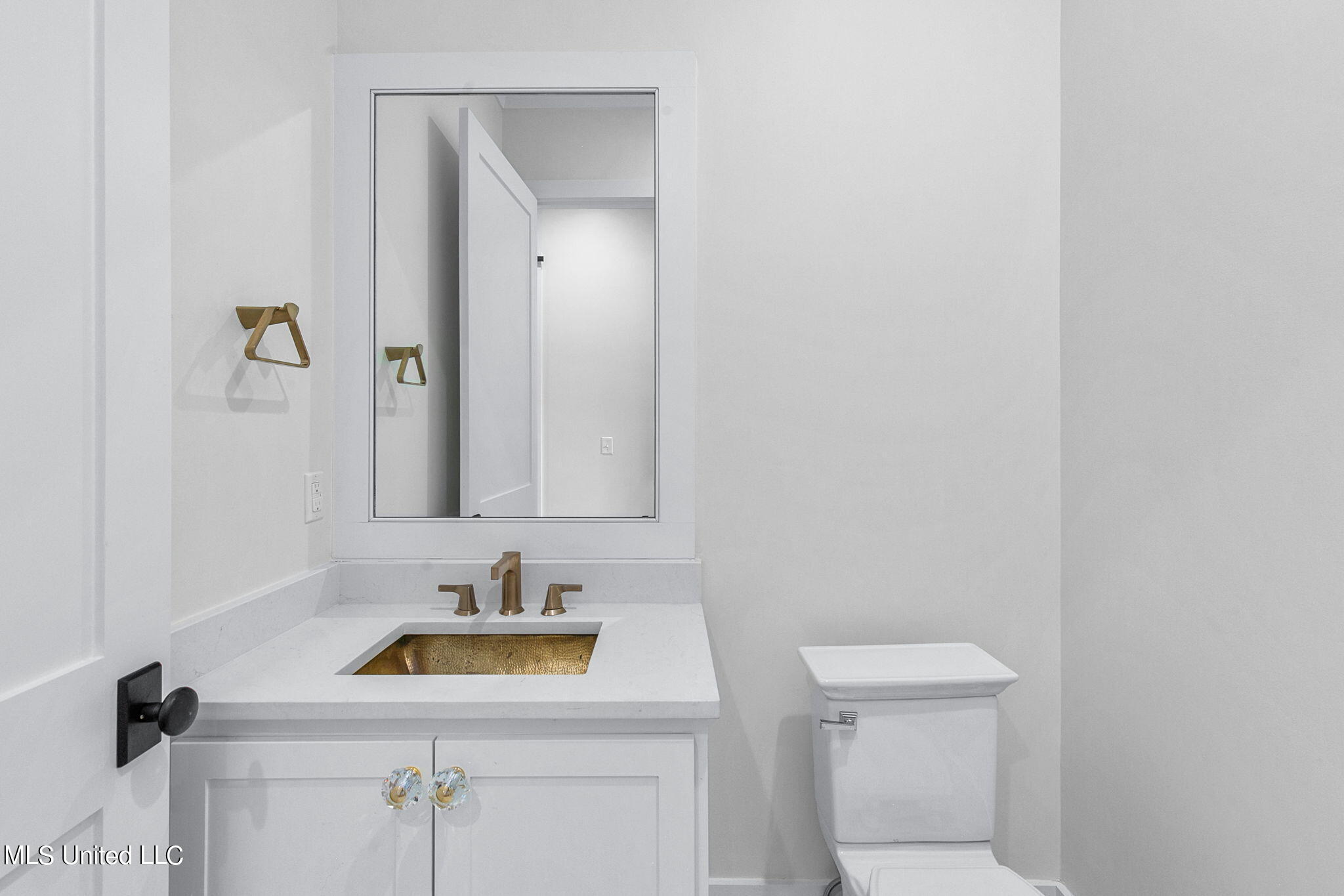 54 Windermere Boulevard Property Photo 43