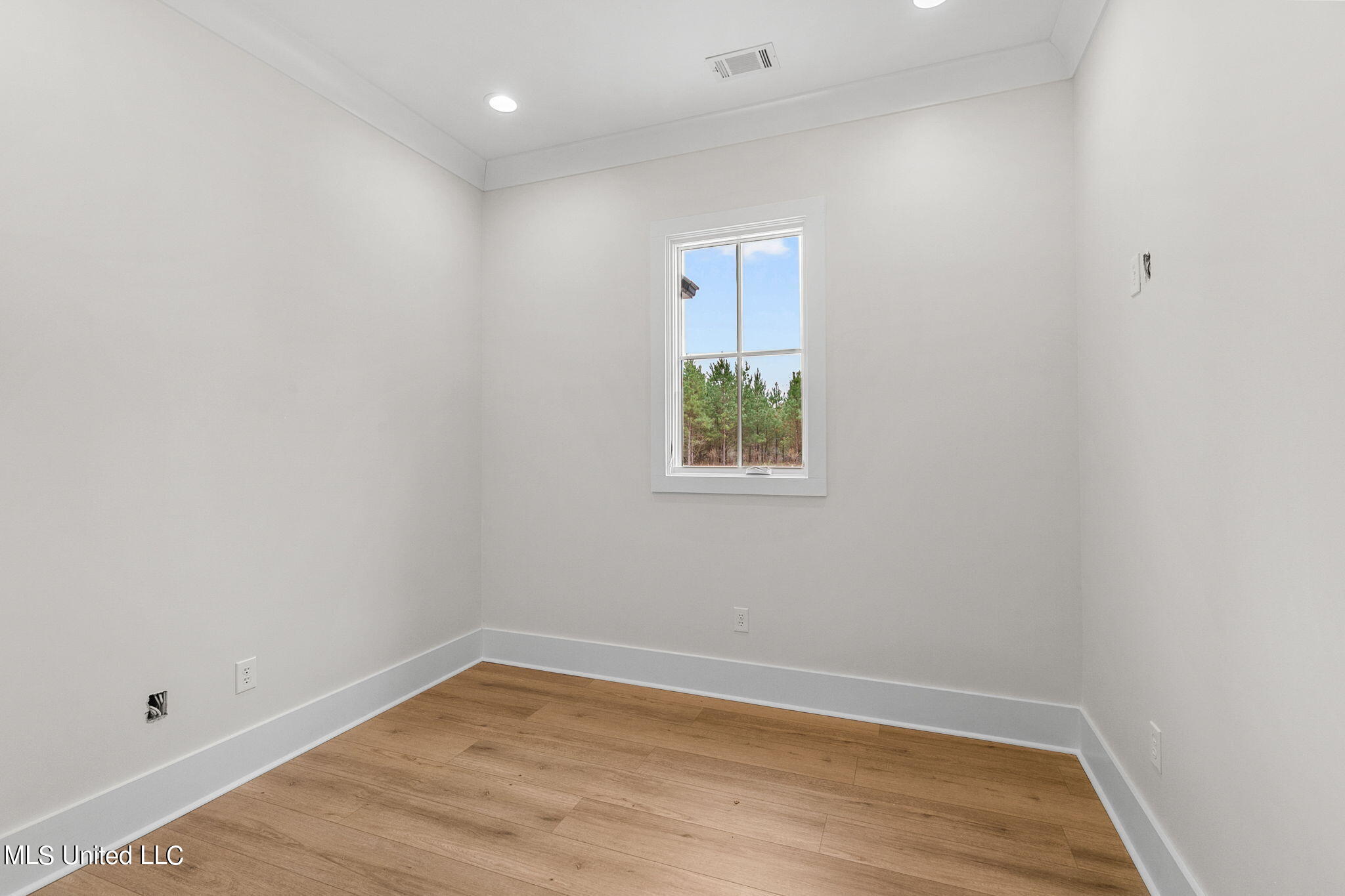 54 Windermere Boulevard Property Photo 44