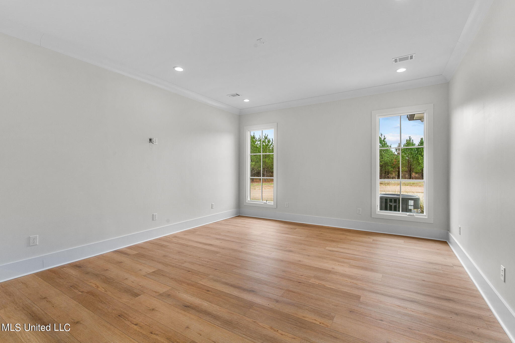 54 Windermere Boulevard Property Photo 57