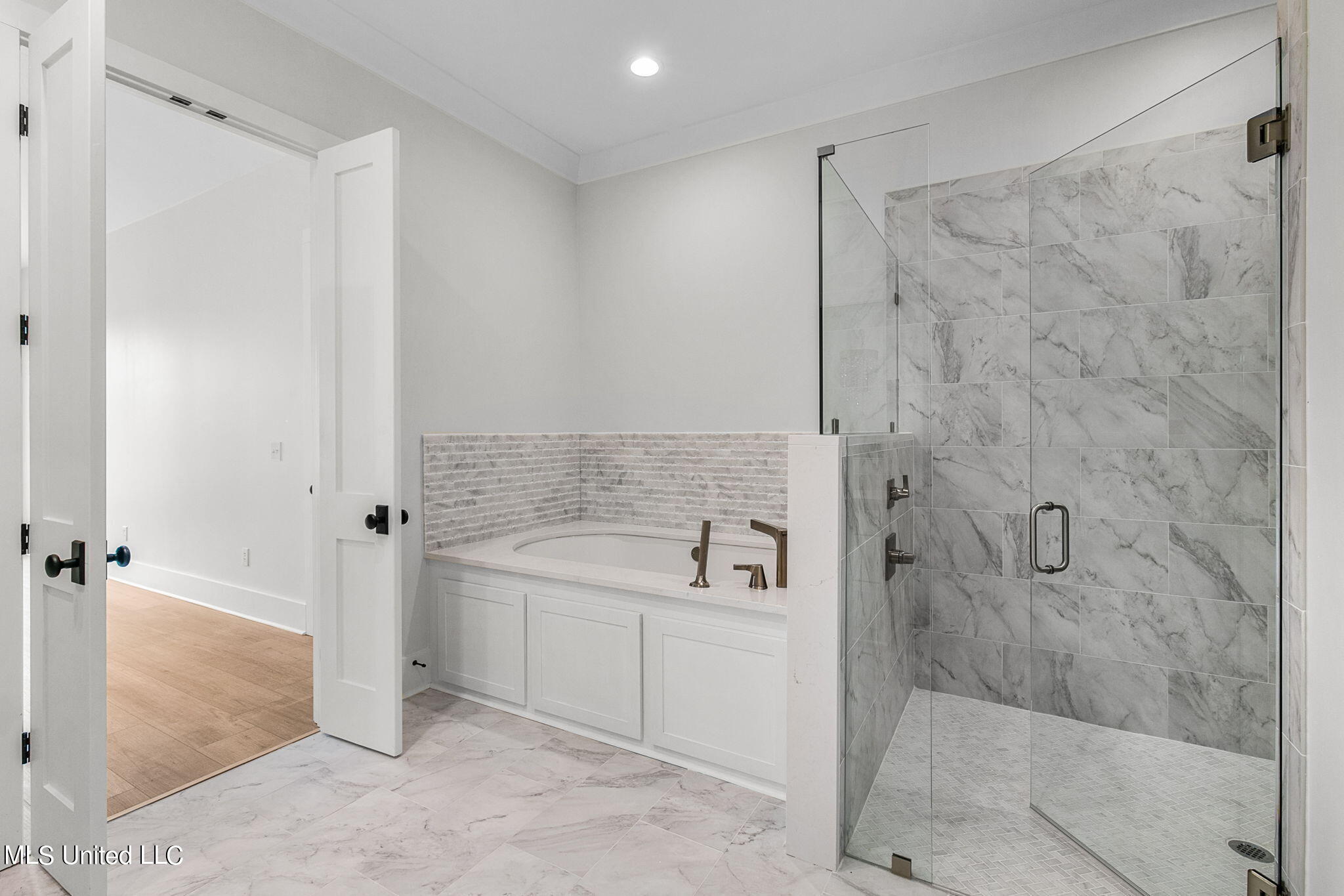 54 Windermere Boulevard Property Photo 78