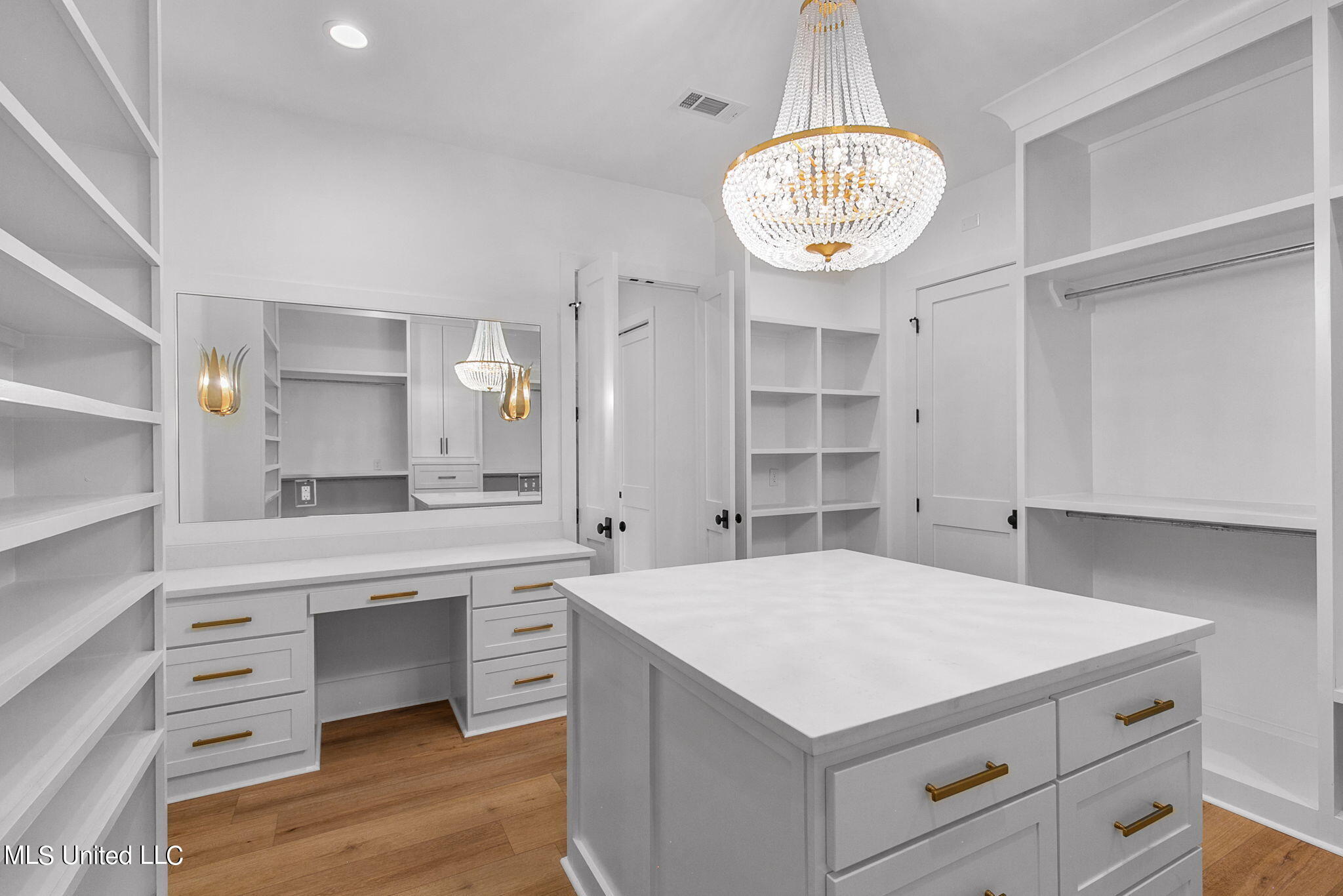 54 Windermere Boulevard Property Photo 83