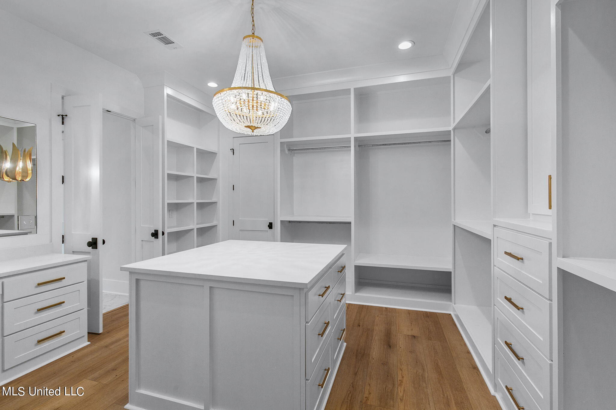 54 Windermere Boulevard Property Photo 84