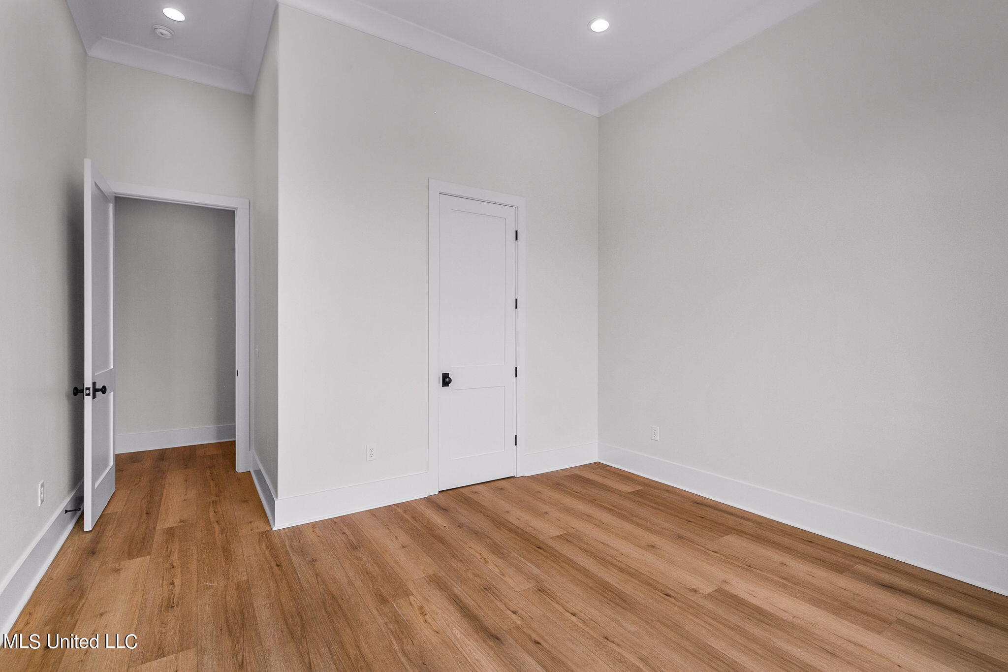 54 Windermere Boulevard Property Photo 96