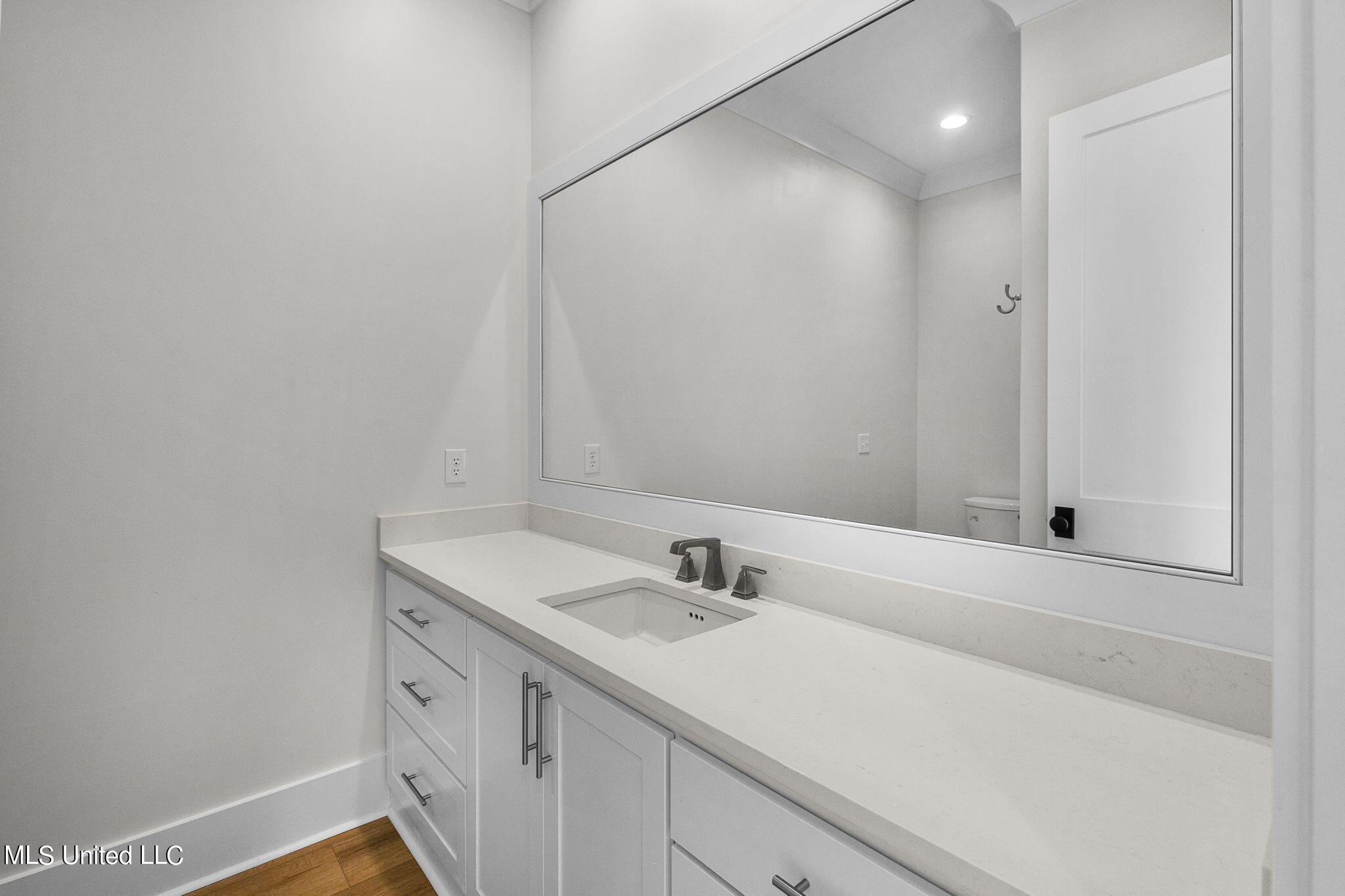 54 Windermere Boulevard Property Photo 101
