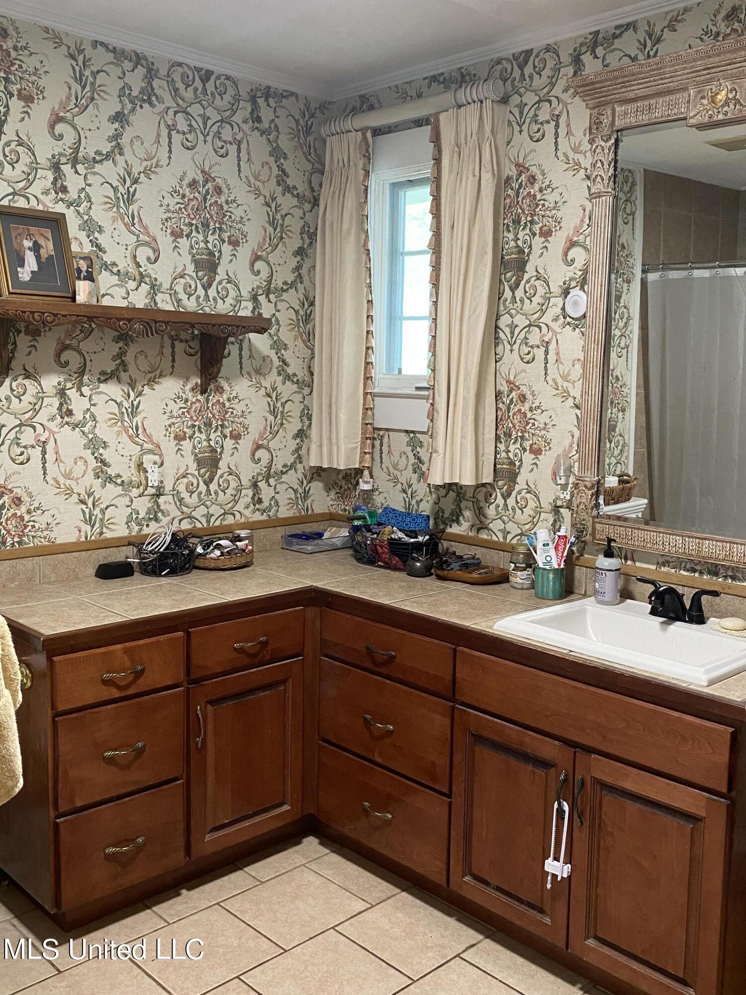 1003 Grant Avenue Property Photo 11