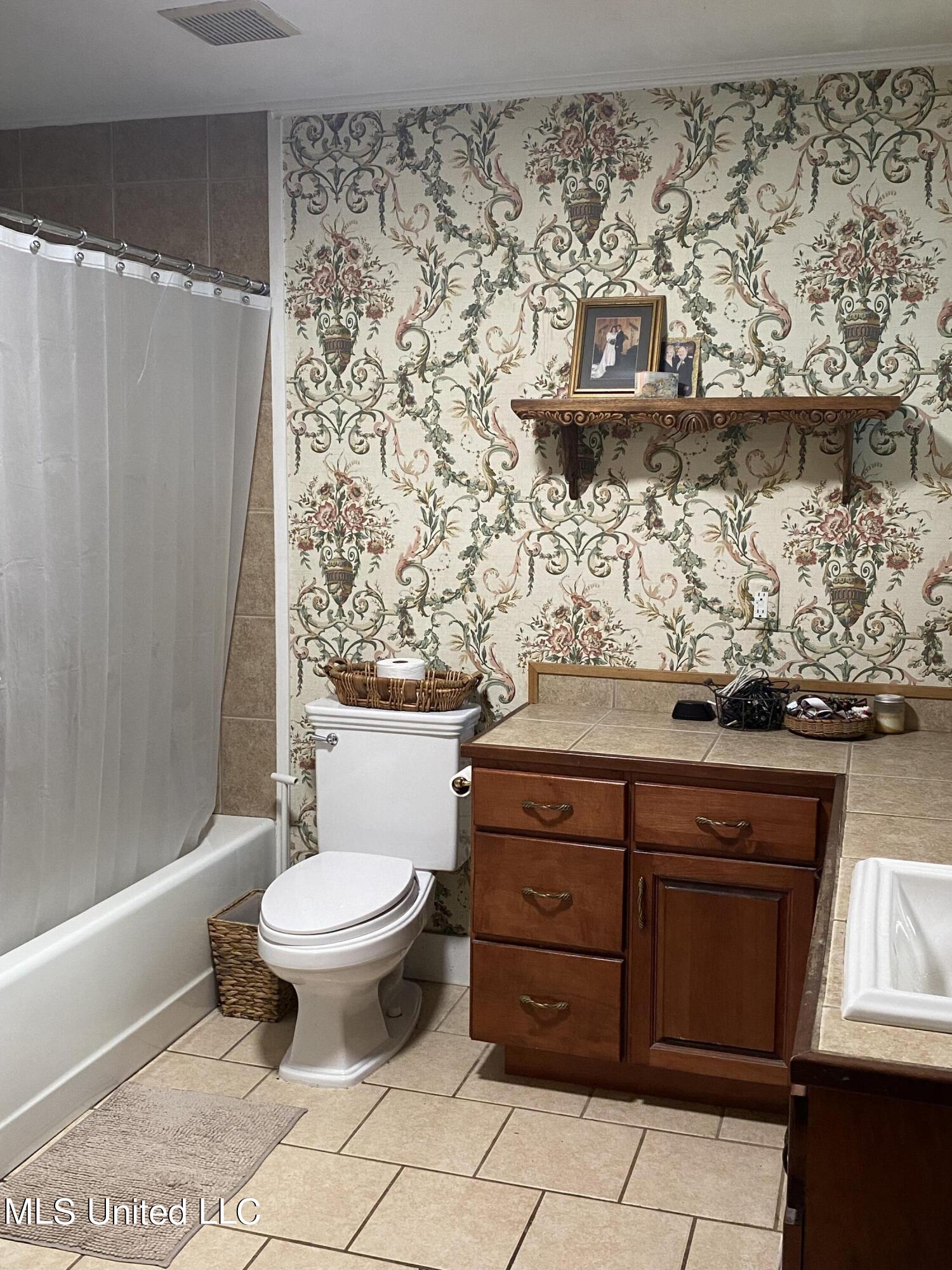 1003 Grant Avenue Property Photo 12