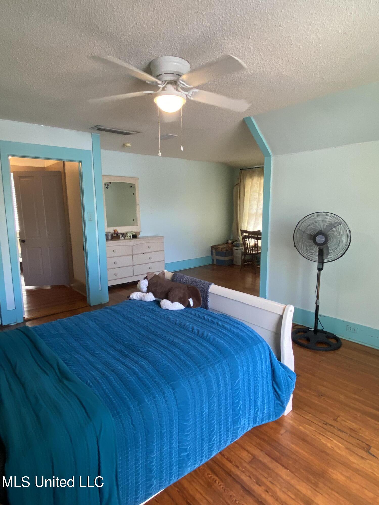 1003 Grant Avenue Property Photo 20