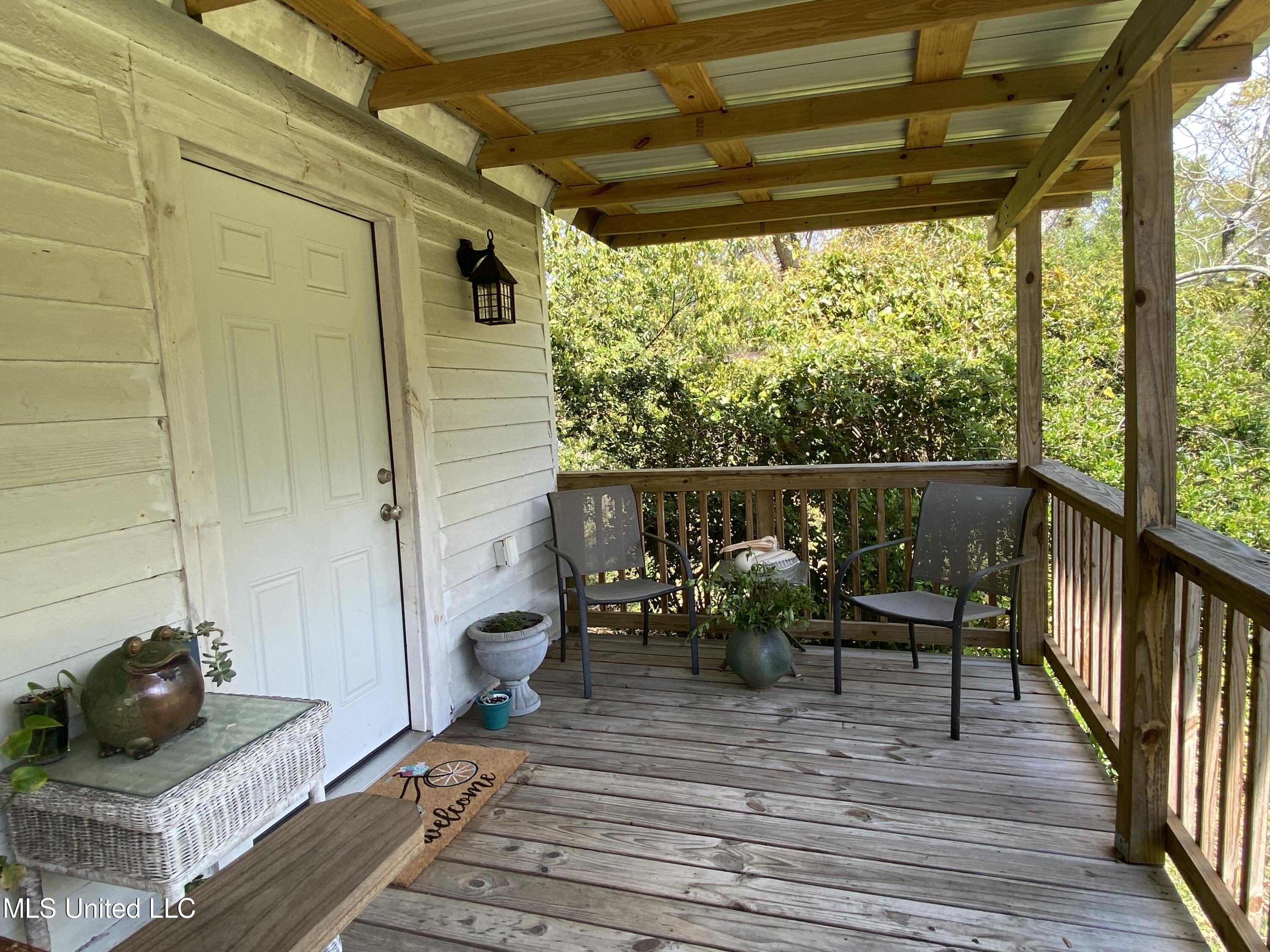 1003 Grant Avenue Property Photo 24