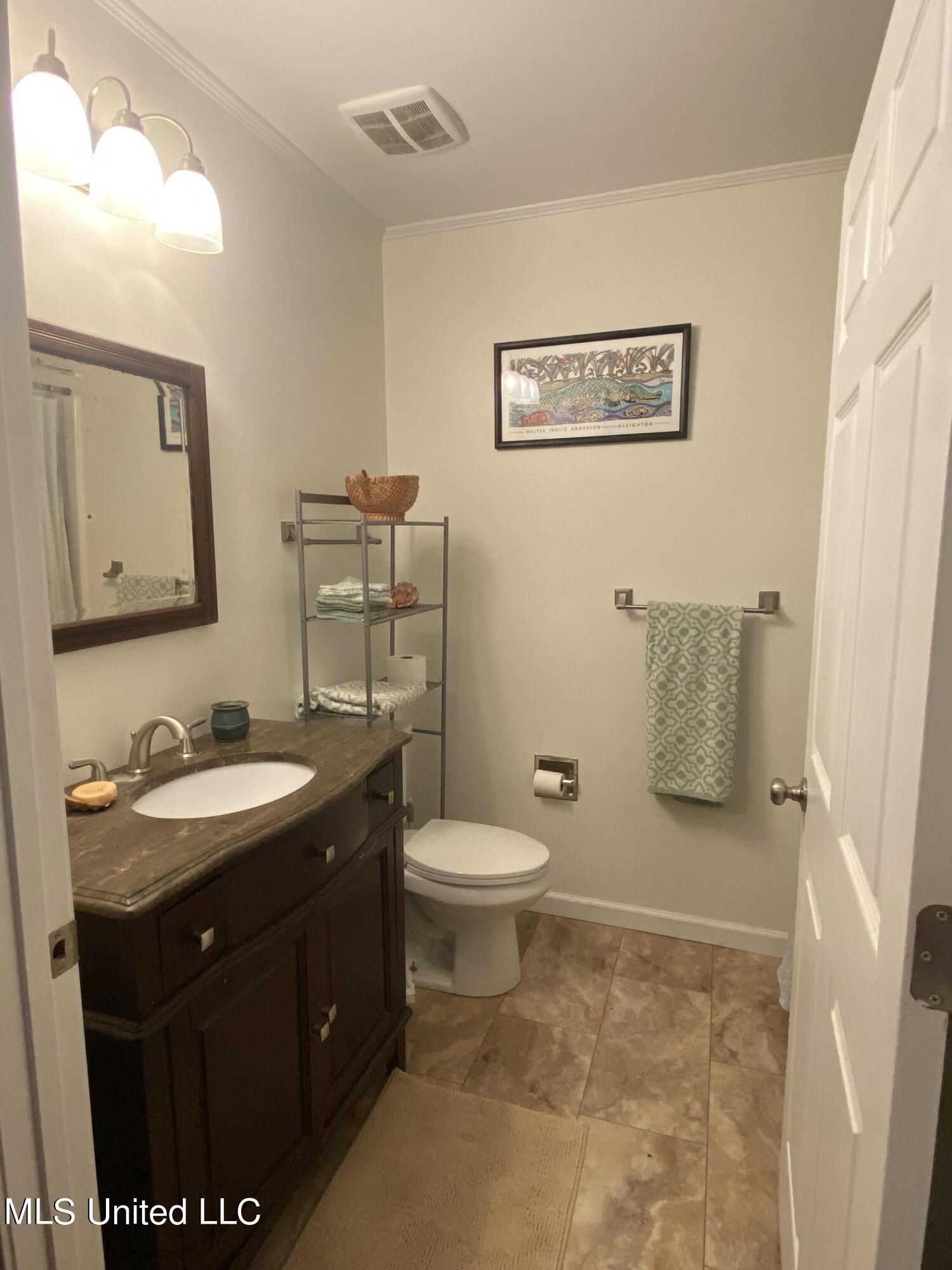 1003 Grant Avenue Property Photo 28