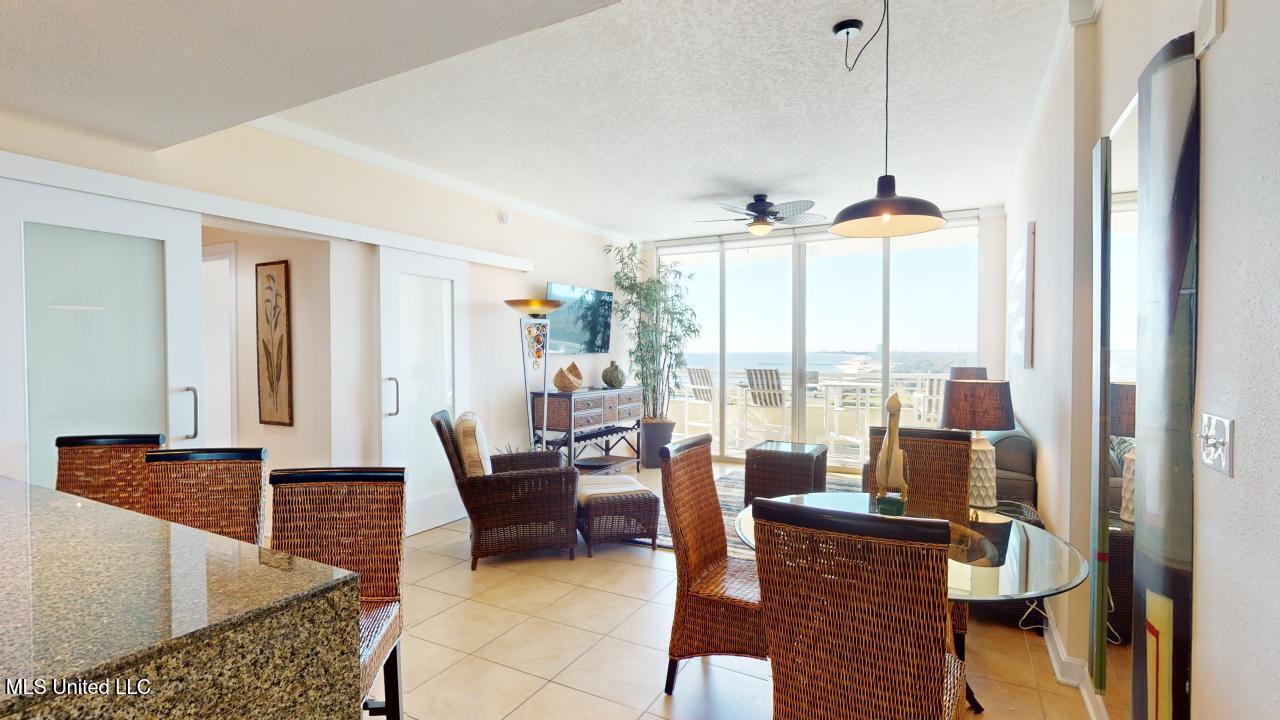 2060 Beach Boulevard Property Photo 3