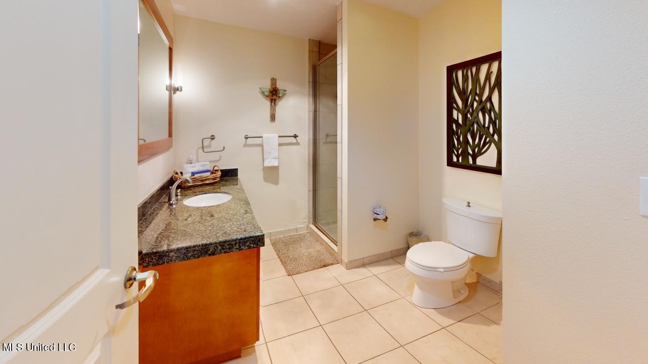2060 Beach Boulevard Property Photo 16