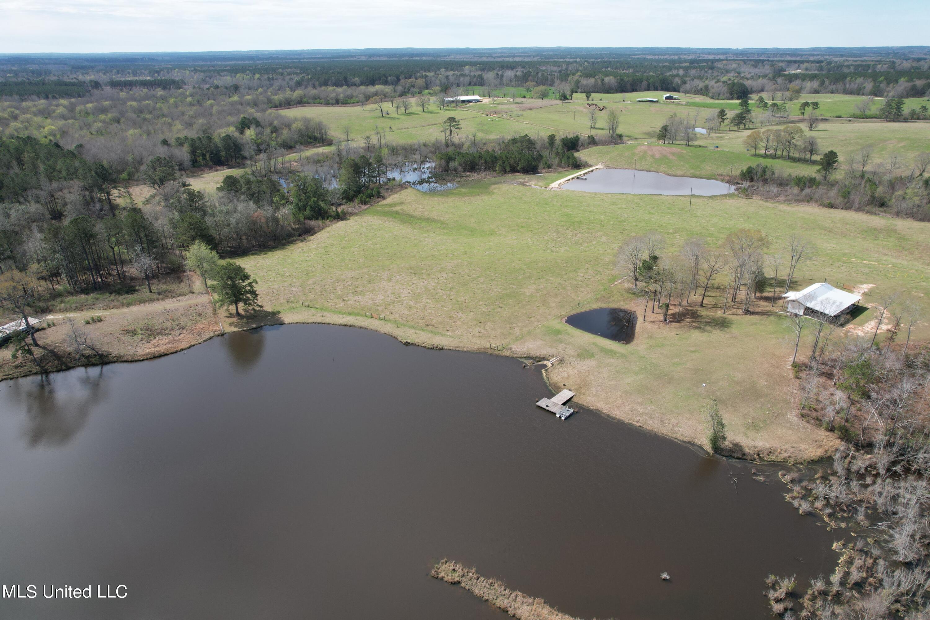 107 Co Rd 224 Property Photo 24