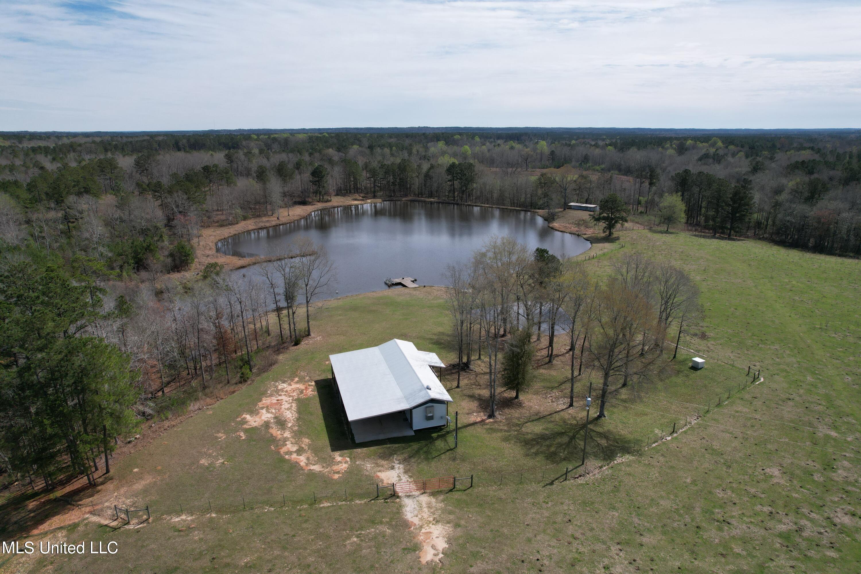 107 Co Rd 224 Property Photo 58