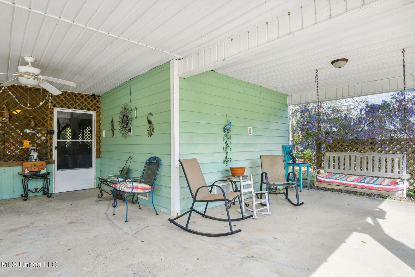 6058 3rd Street Property Photo 2