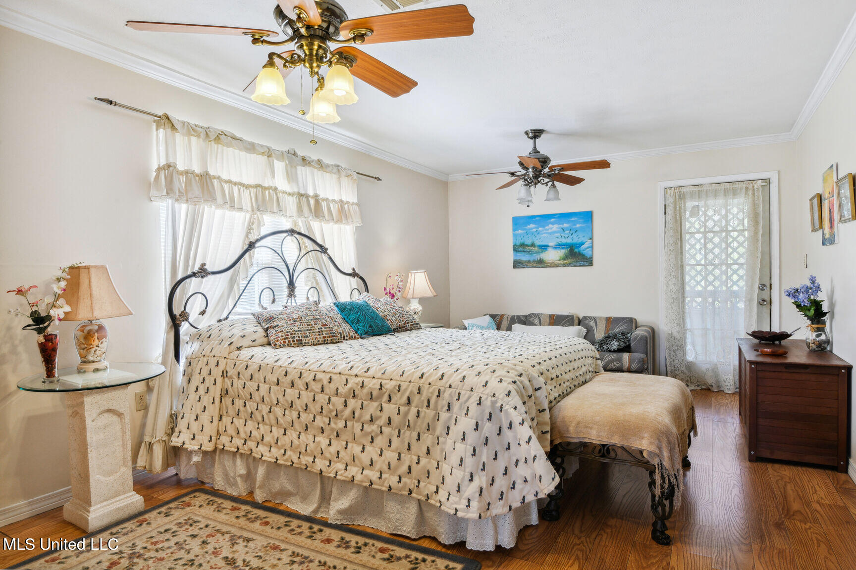 6058 3rd Street Property Photo 15