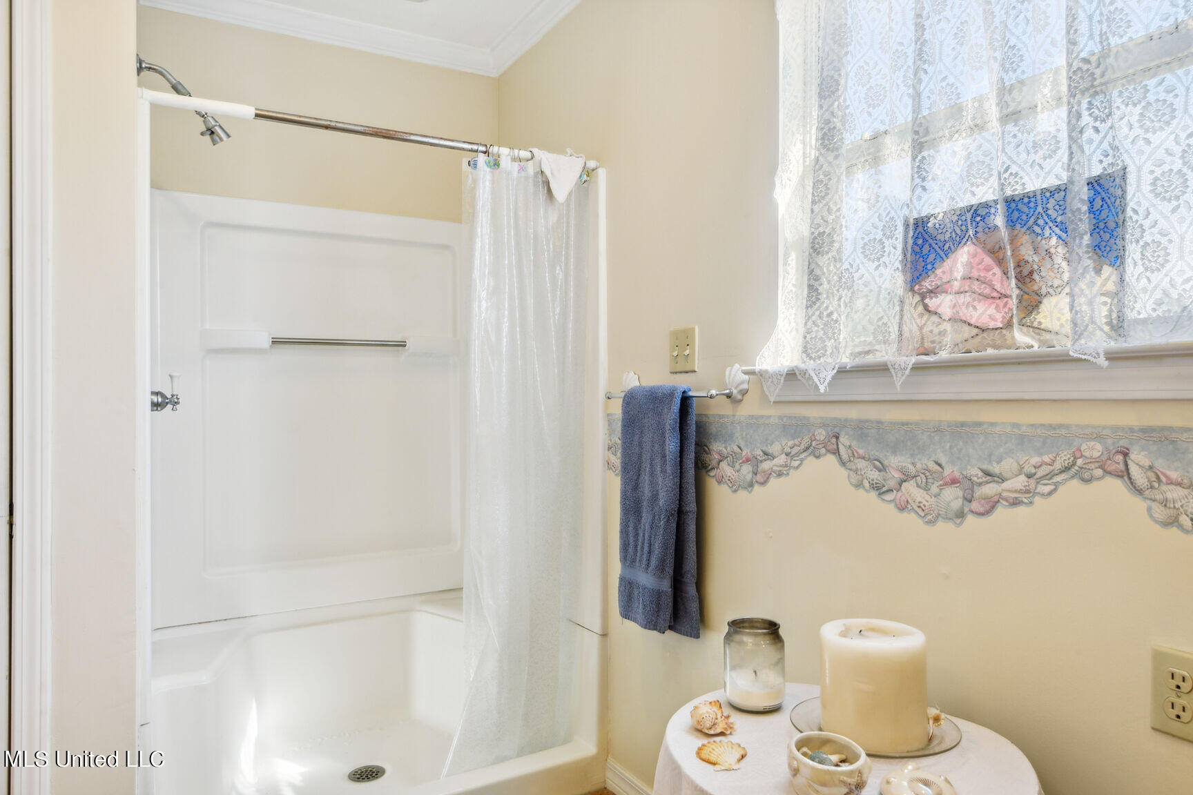 6058 3rd Street Property Photo 17