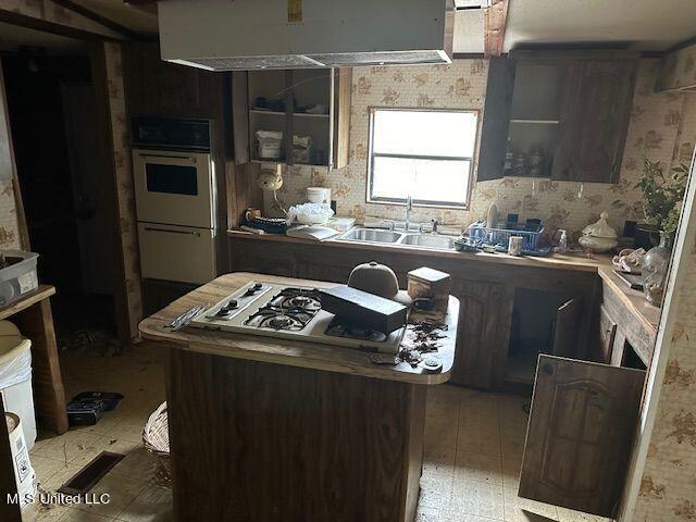 132 Church Lane Property Photo 10