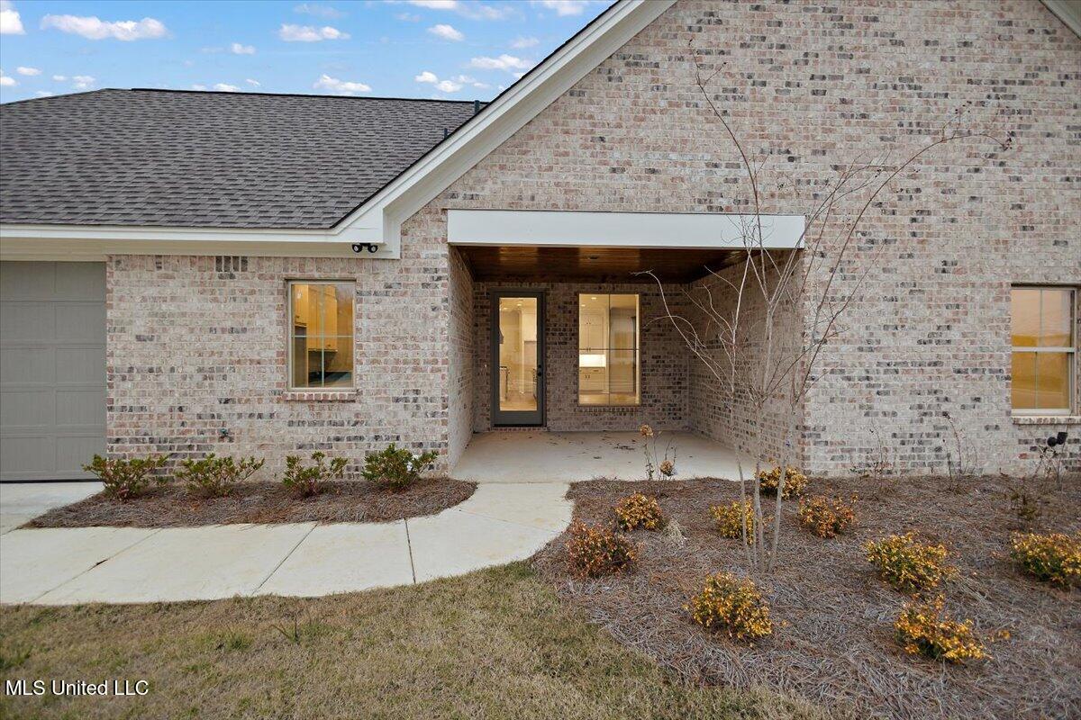215 Bronson Bend Property Photo 4