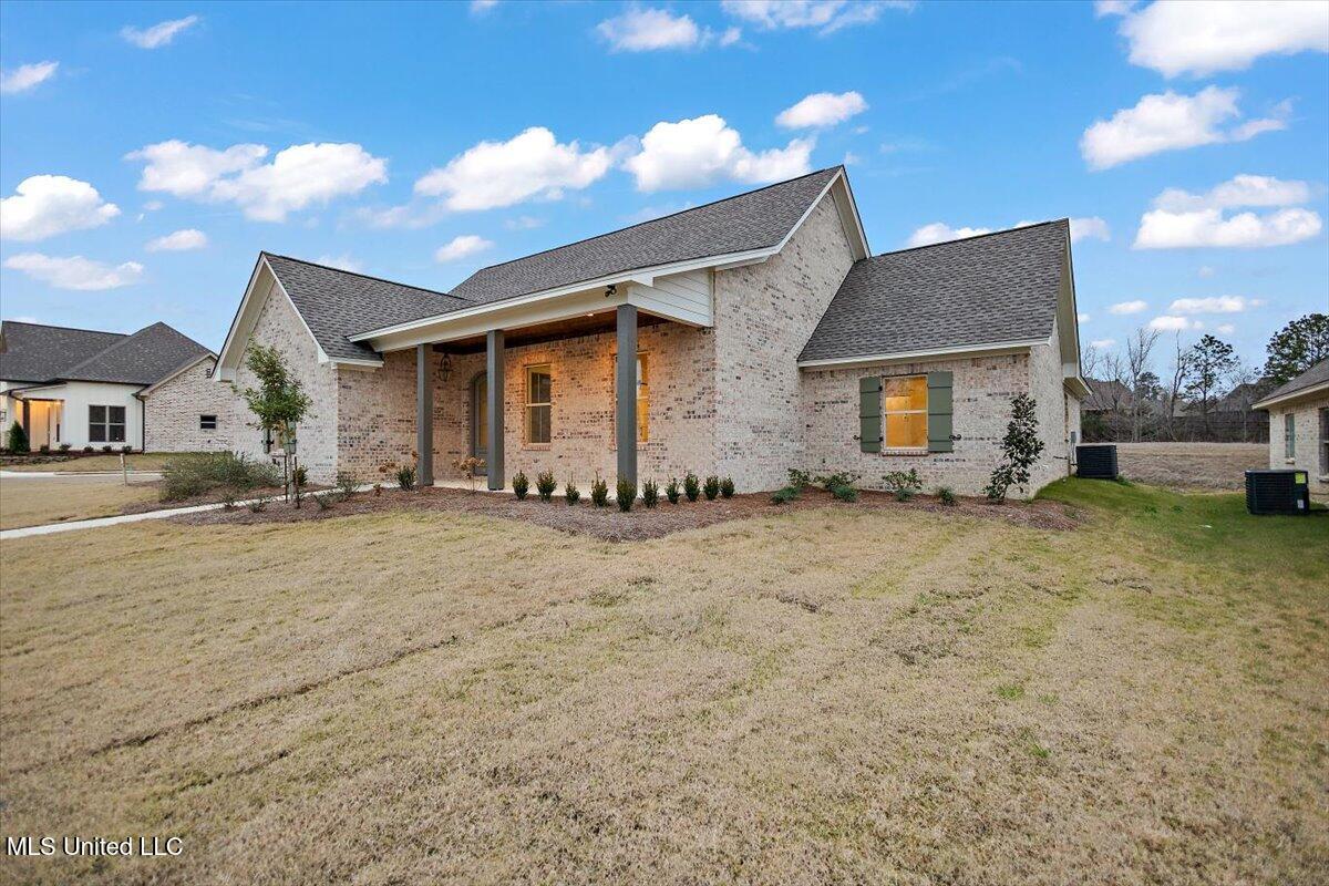 215 Bronson Bend Property Photo 5