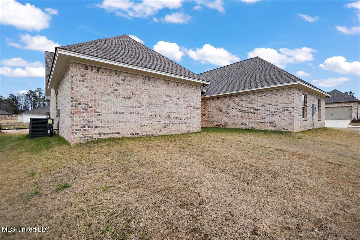 215 Bronson Bend Property Photo 36