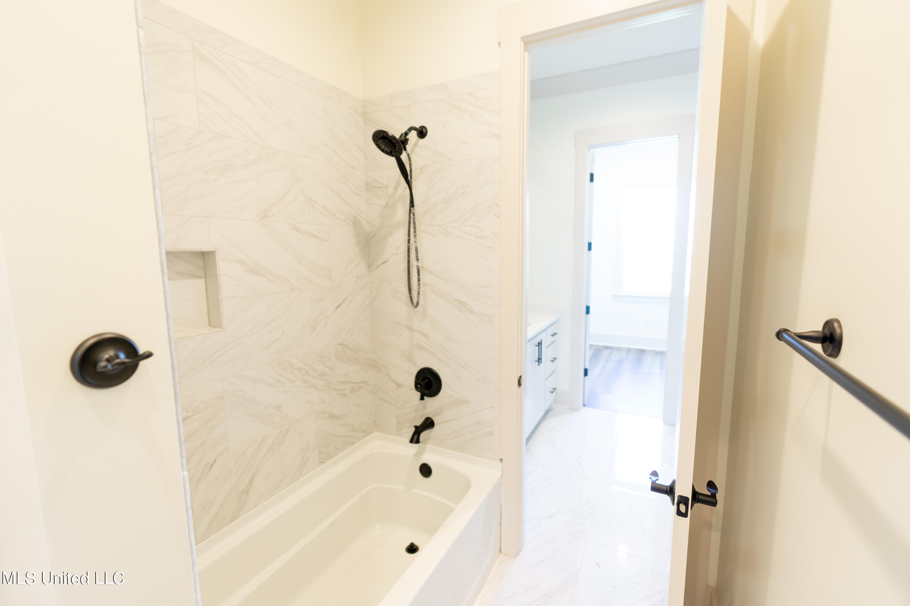 225 Harmony Street Property Photo 19