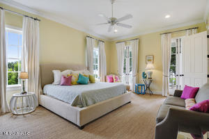 794 W Beach Boulevard Property Photo 11