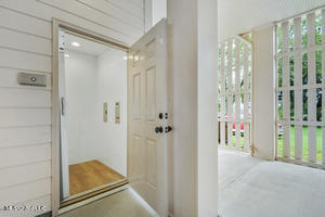 794 W Beach Boulevard Property Photo 21