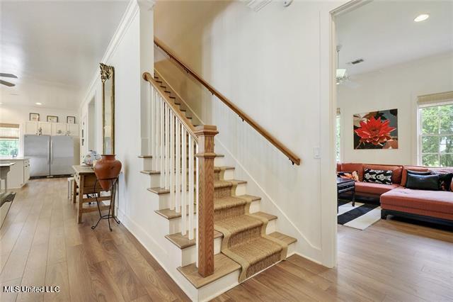 794 W Beach Boulevard Property Photo 24