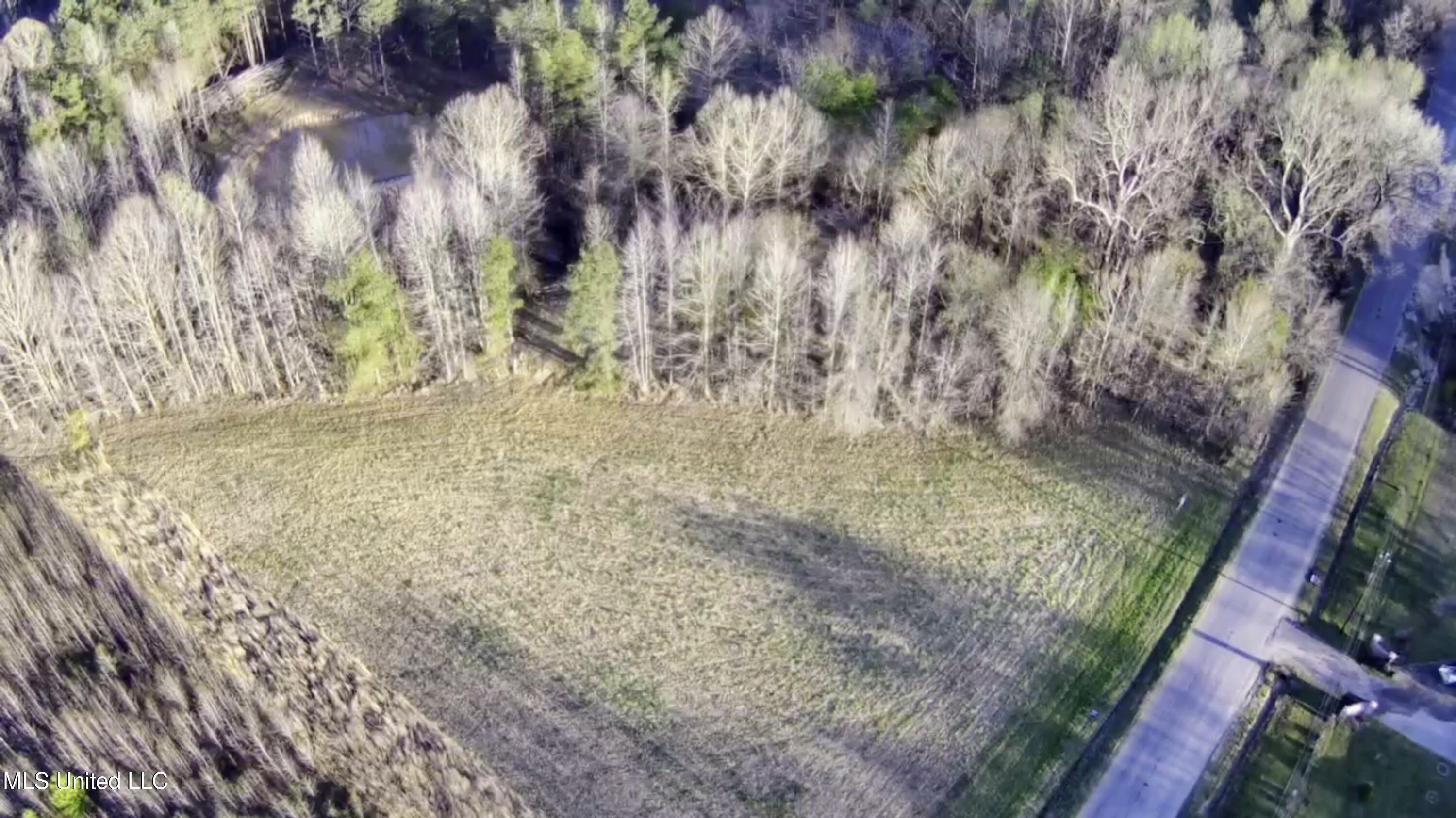 108 Shinault Road Property Photo 13