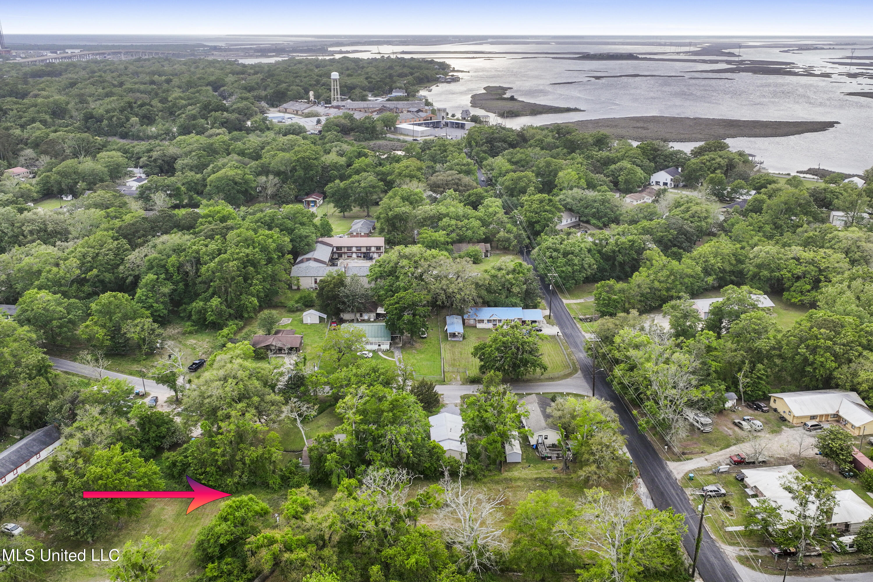 2306 Catalpa Avenue Property Photo 3