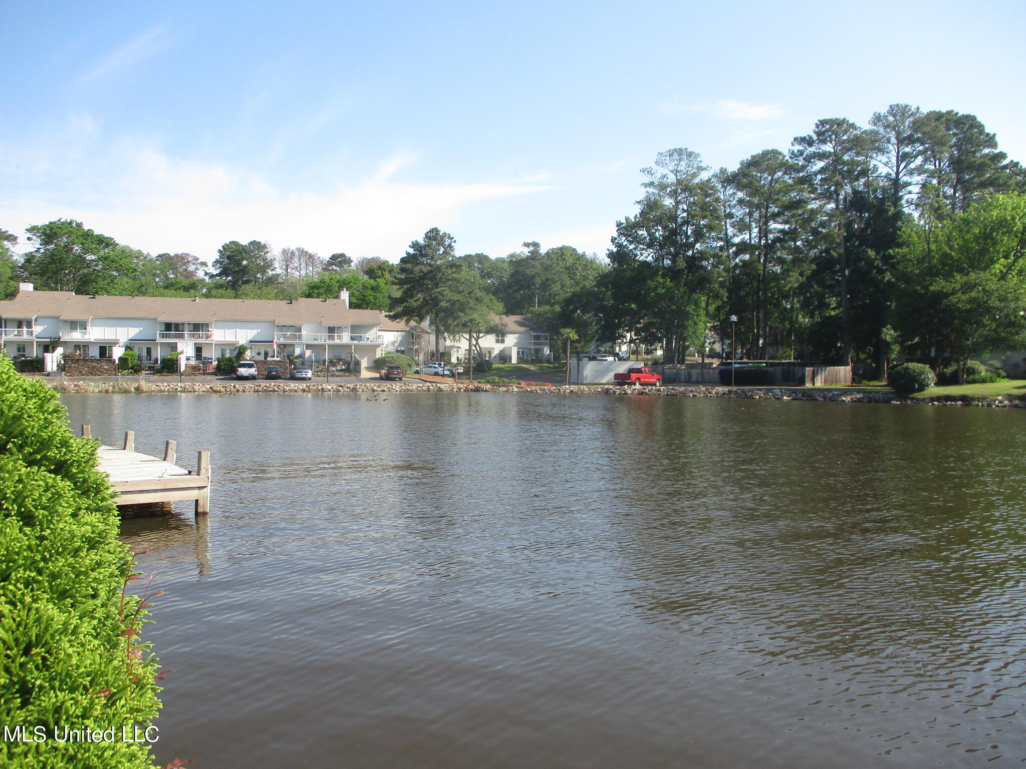 147 Overlook Point Drive Property Photo 3