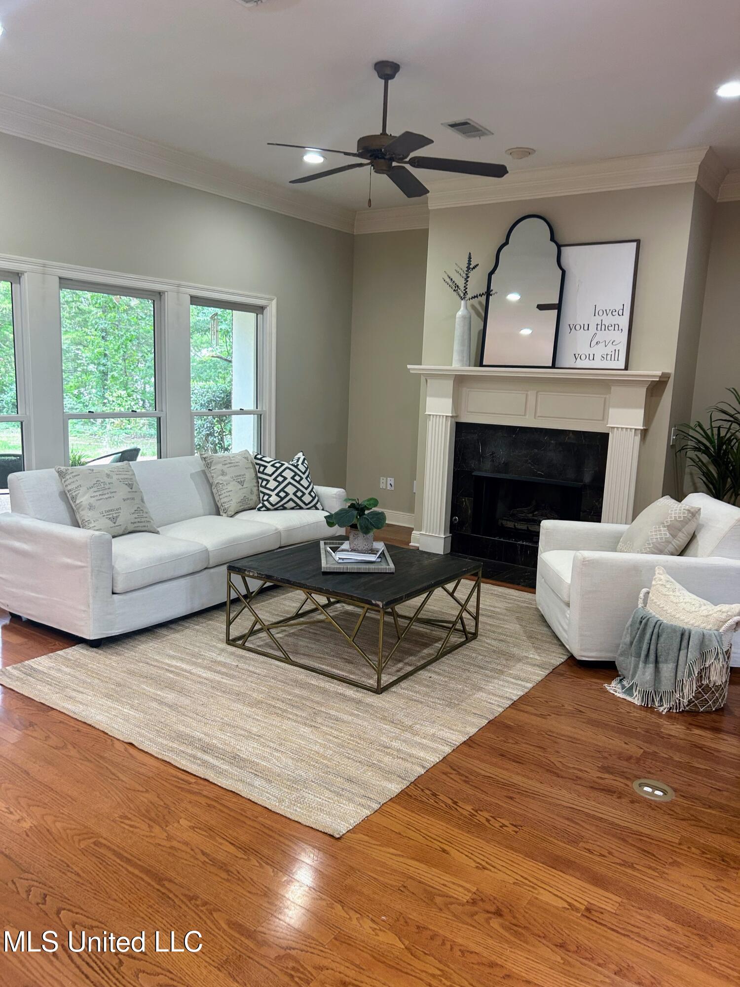 101 Ashton Place Property Photo 3