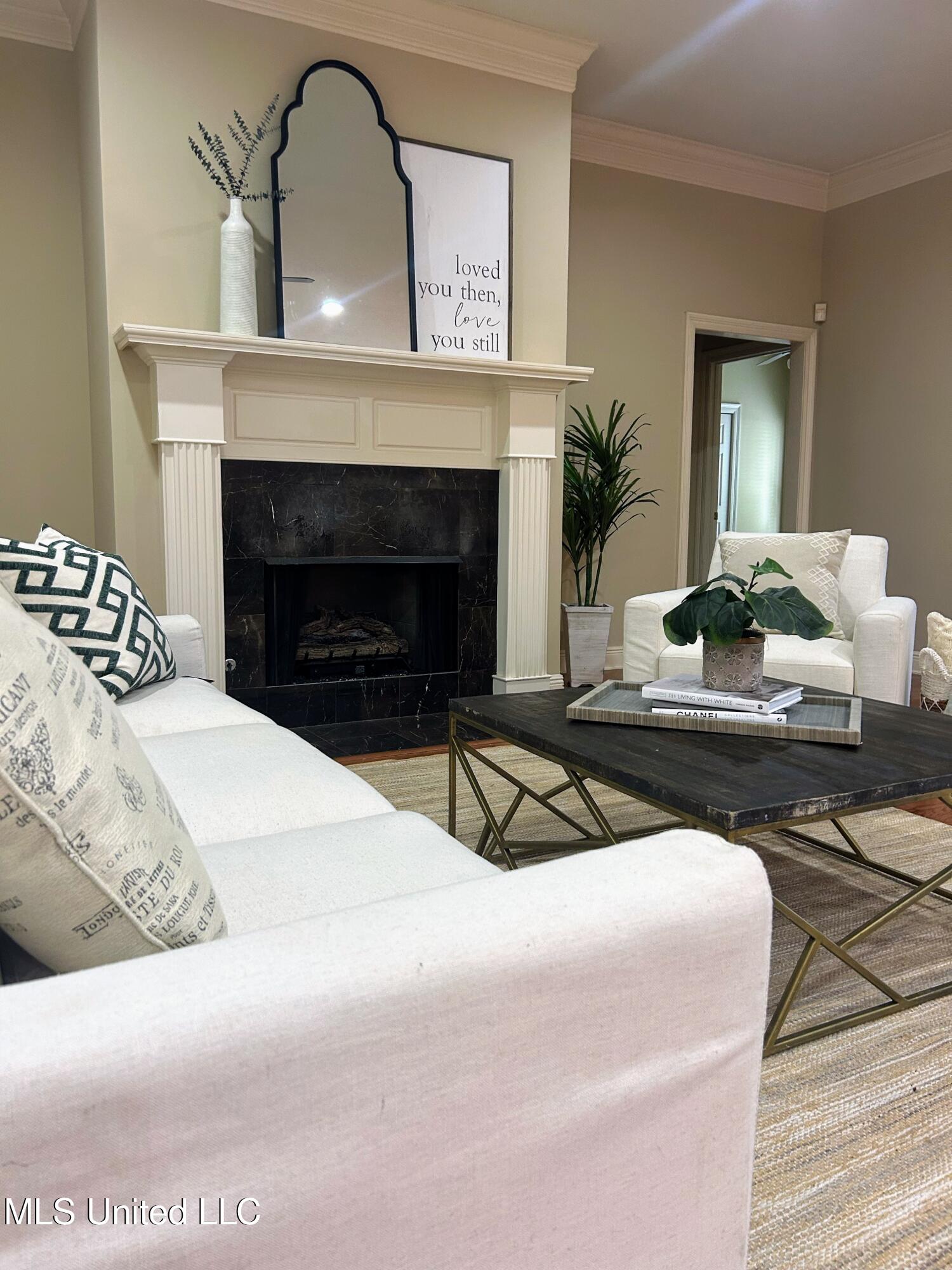 101 Ashton Place Property Photo 5