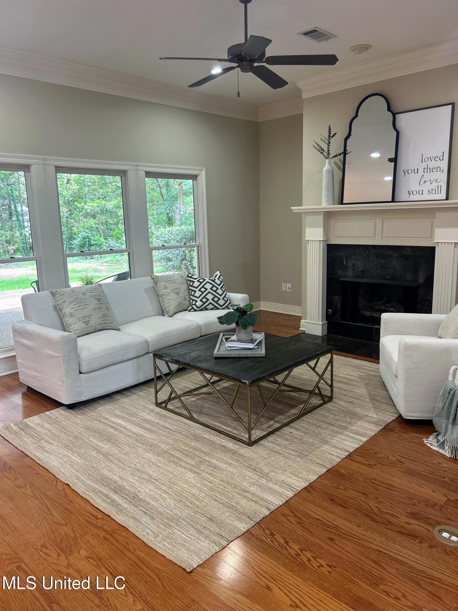 101 Ashton Place Property Photo 6