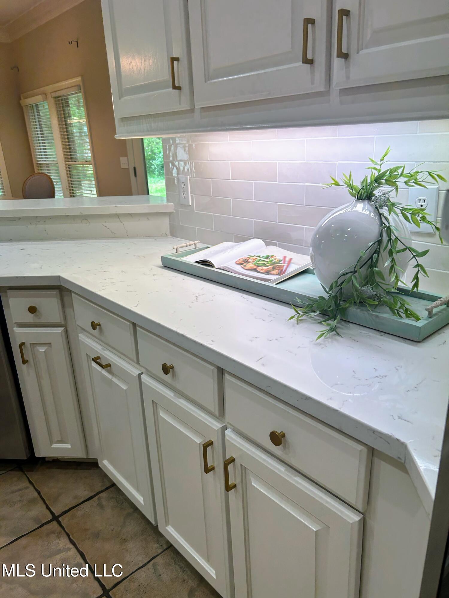 101 Ashton Place Property Photo 9