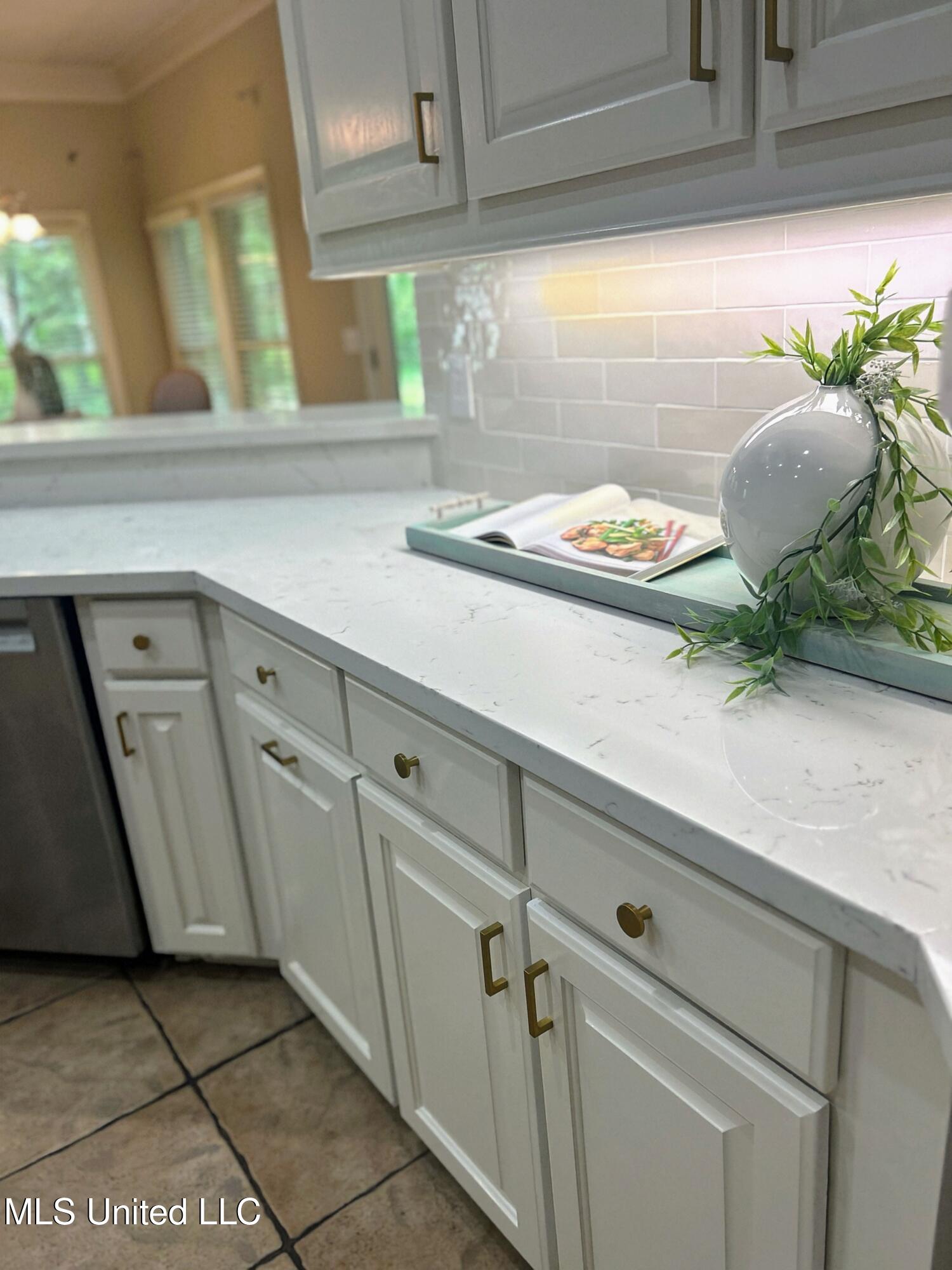 101 Ashton Place Property Photo 13