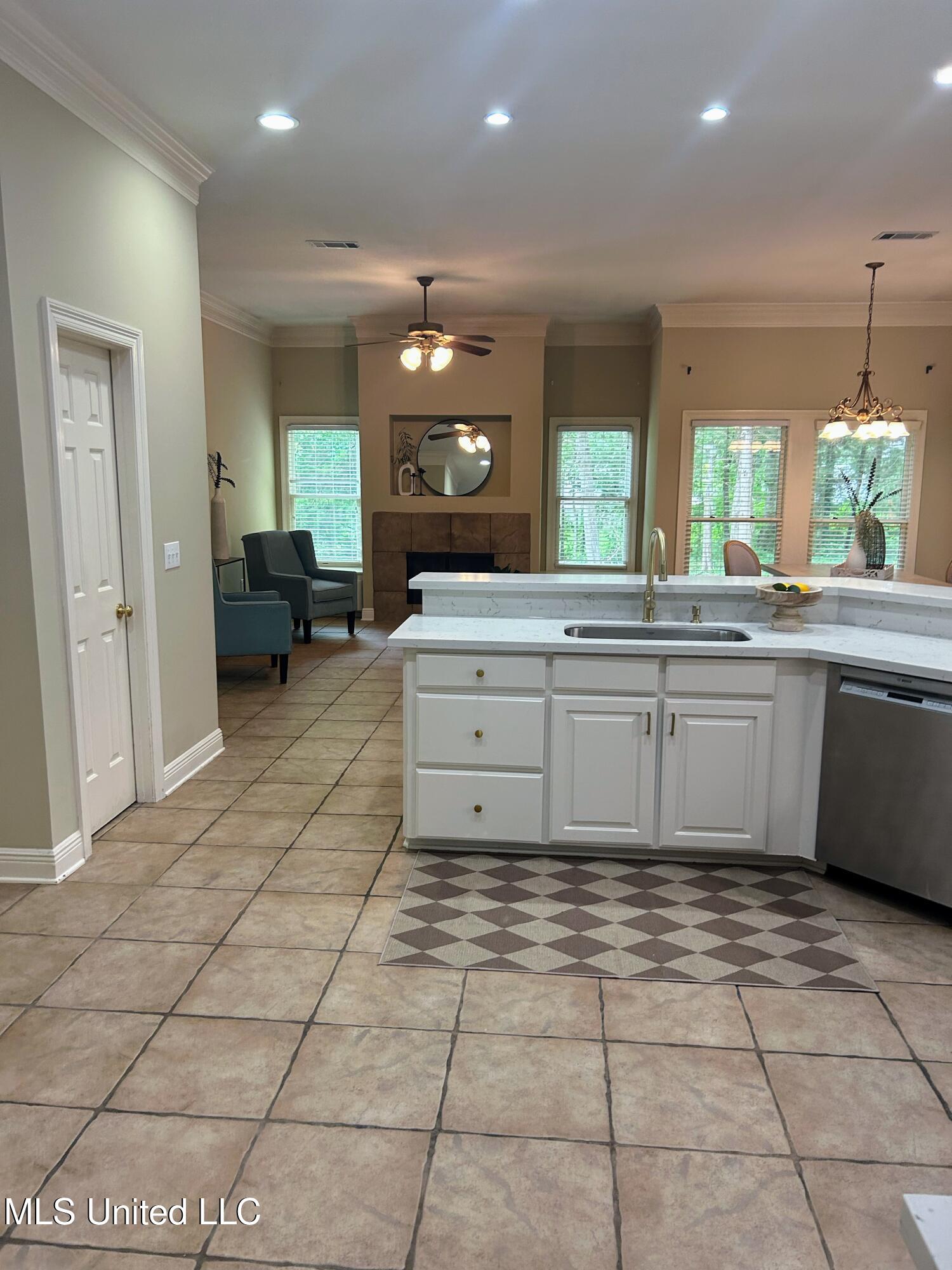 101 Ashton Place Property Photo 15