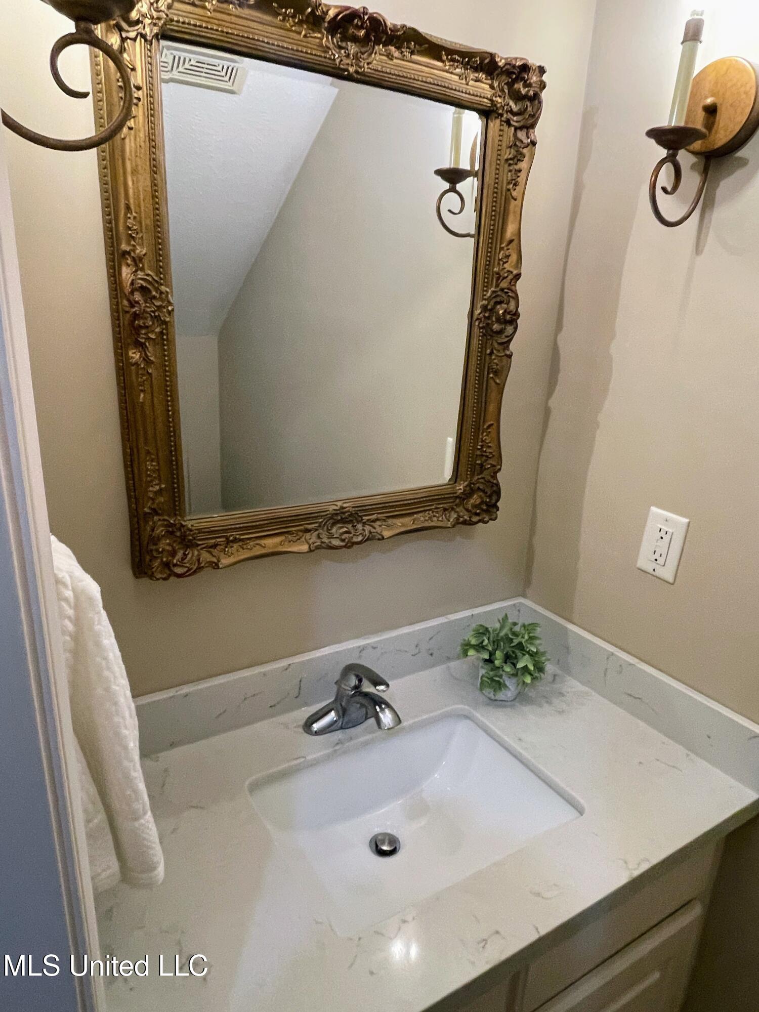 101 Ashton Place Property Photo 24