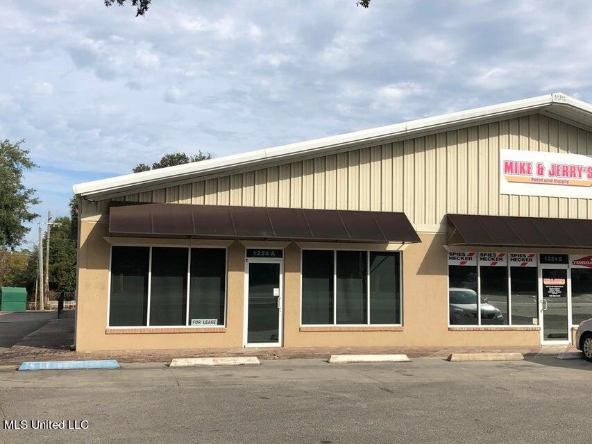 1224 Pass Road Property Photo 1