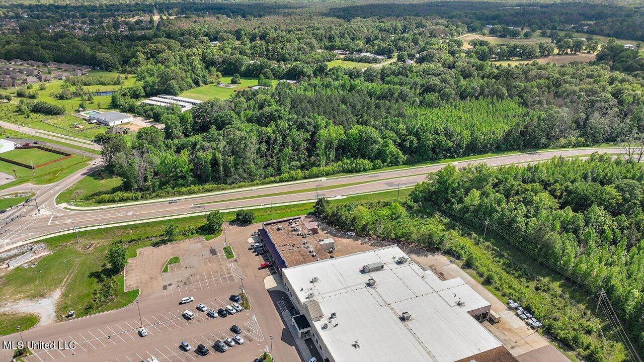 0 Hinds Parkway Property Photo 9