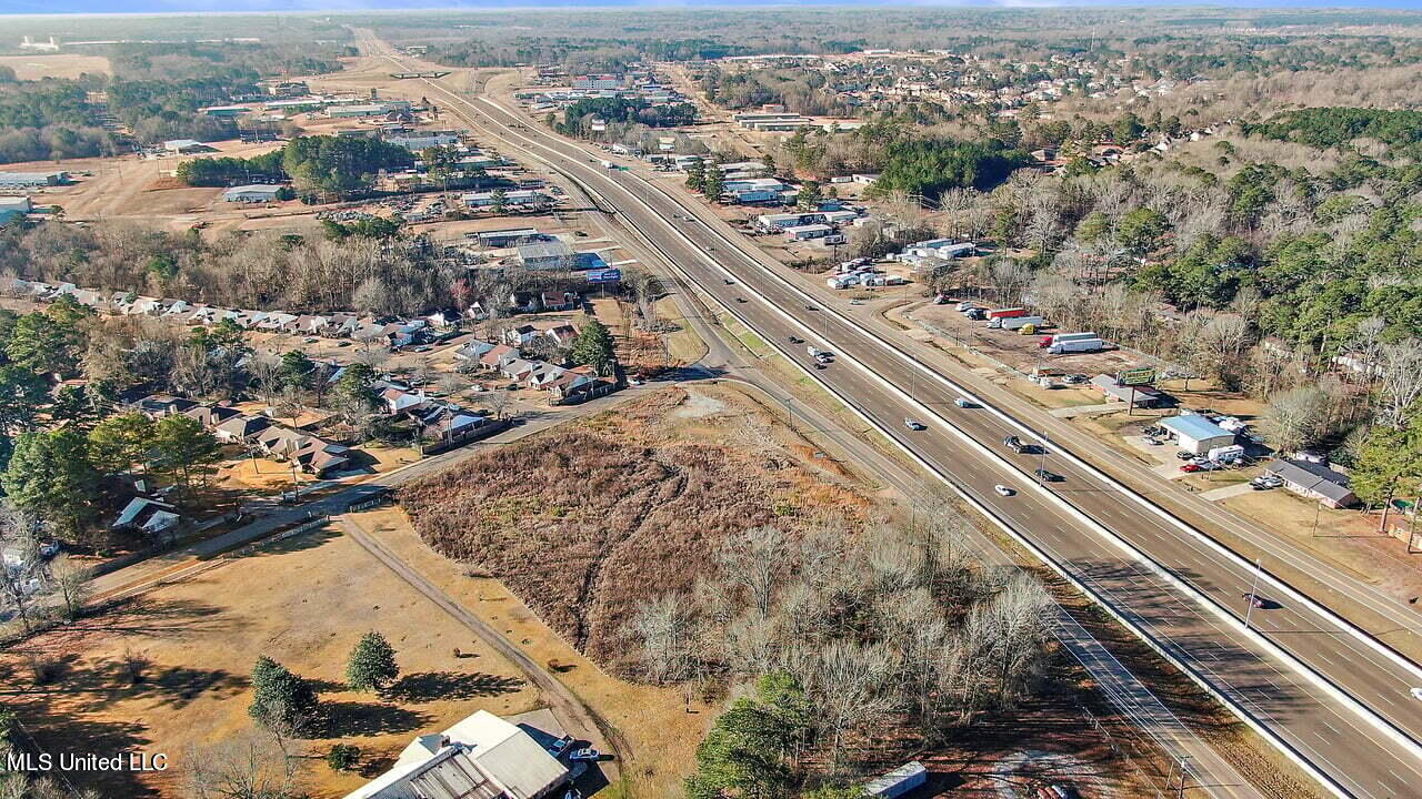 502 Bound Road Property Photo 4