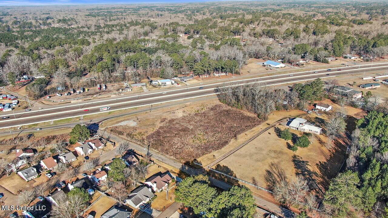 502 Bound Road Property Photo 5