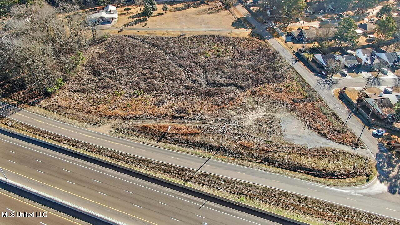 502 Bound Road Property Photo 6